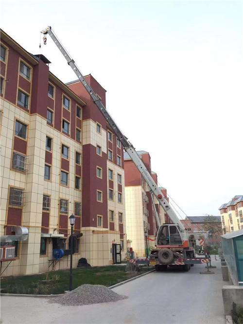环江县吊车出租公司介绍吊车搬运注意事项